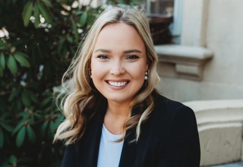 Abigail Gould Headshot