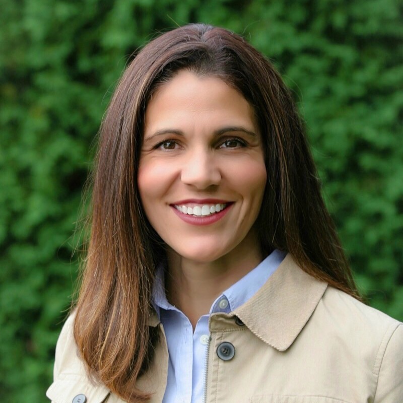 Headshot of Vivian Iannotti 