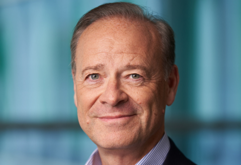 Christopher A. Viehbacher headshot