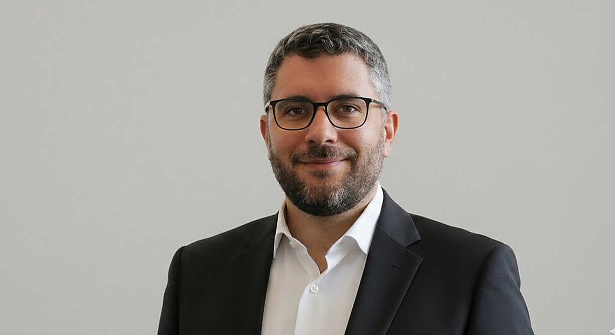 Arturo Natella Headshot